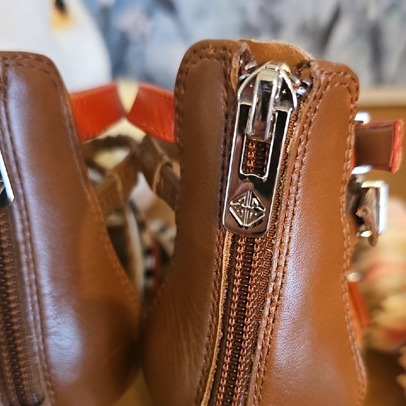 Antonio Melani Orange and Black Strappy High Heel Sandals Shoes - Picture 3 of 11